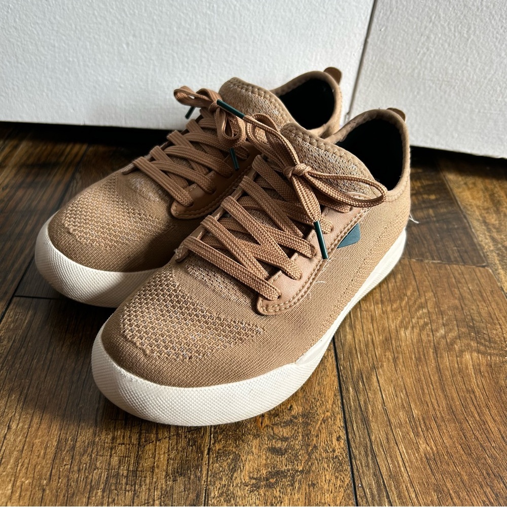 Vessi Weekend Sneaker in Oak Brown, GUC